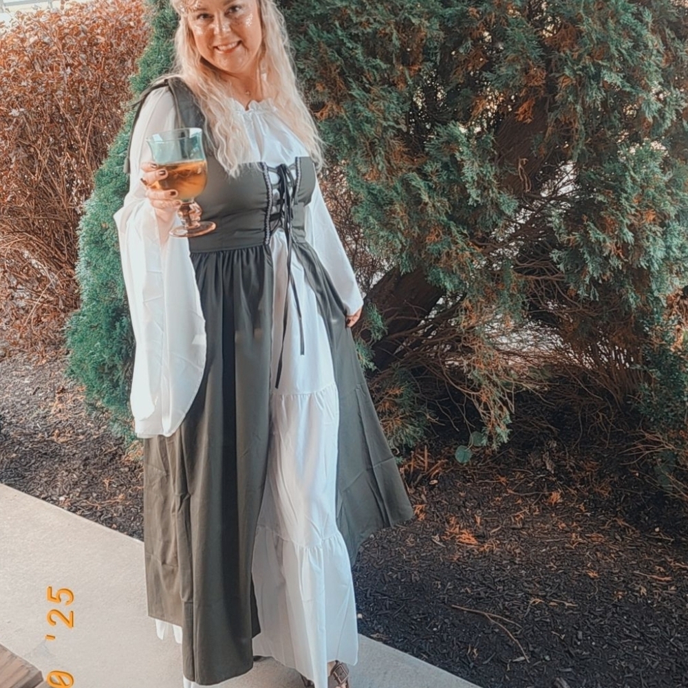 Elegant White and Green Women's Dress